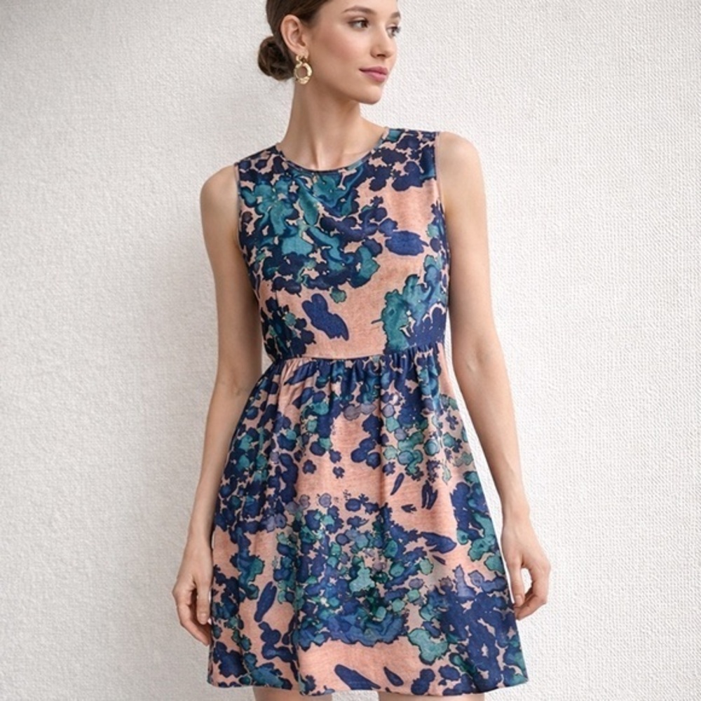 Peruvian Connection Beige Blue Floral Silk Sleeveless Mini Dress XS (2)